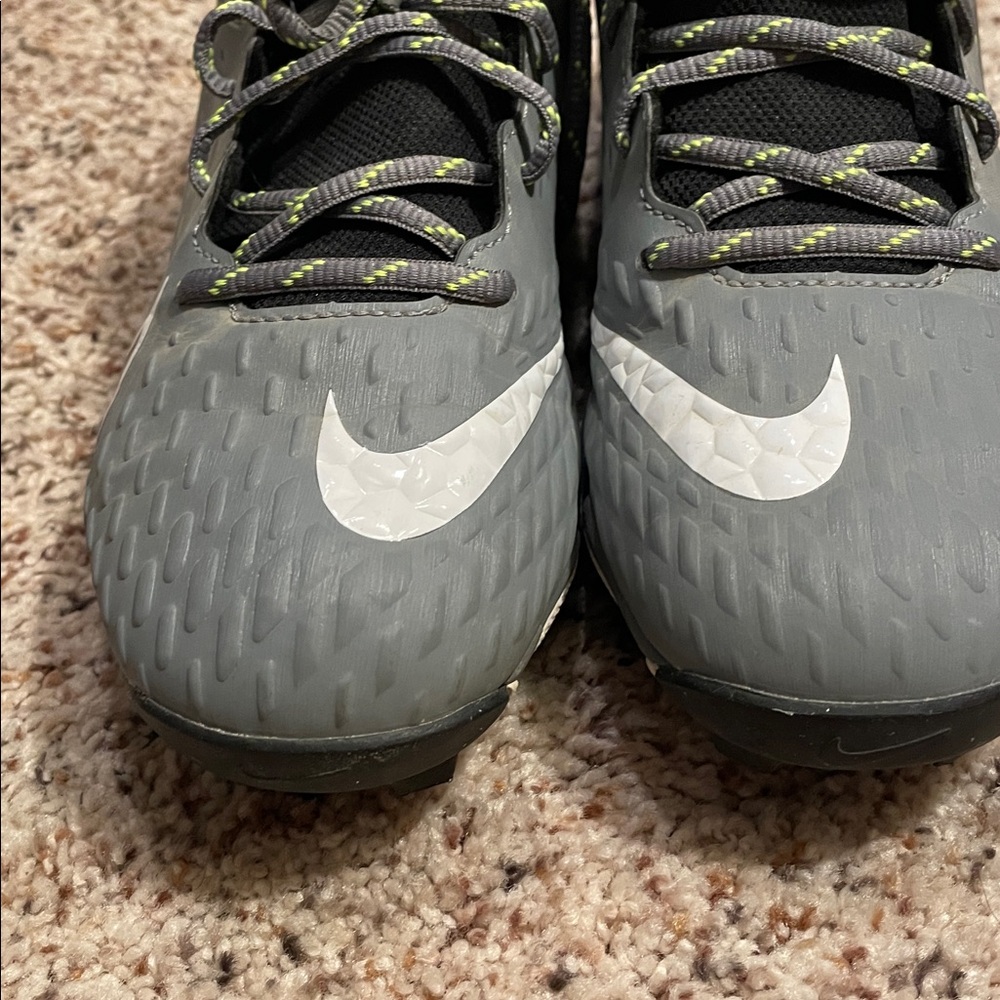 Nike Hyper Diamond 4 Softball Cleats Womens 8 gray & White Fastflex - Picture 4 of 10